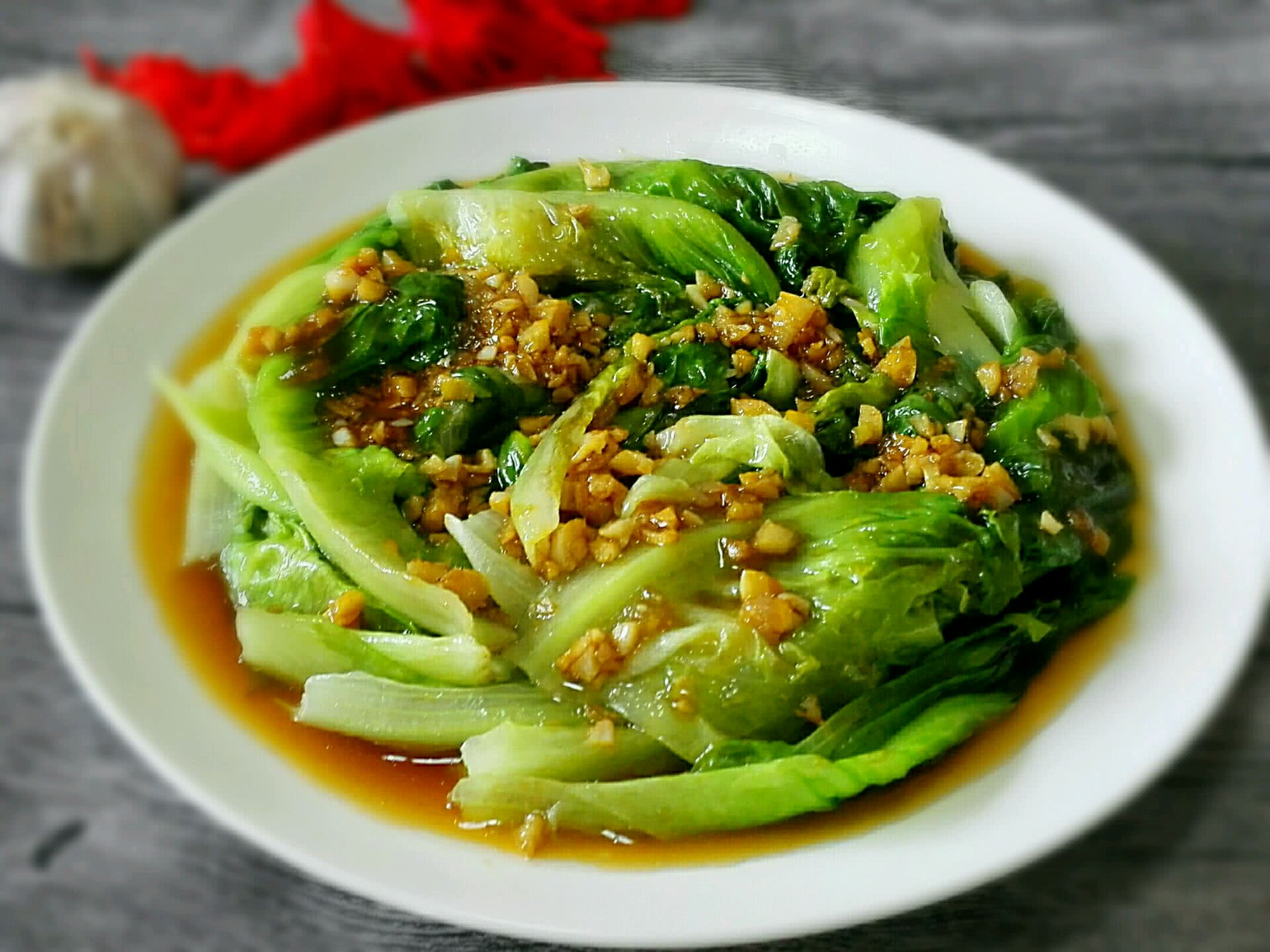  上海市市场监管局执法总队组织开展春节市场综合执法检查