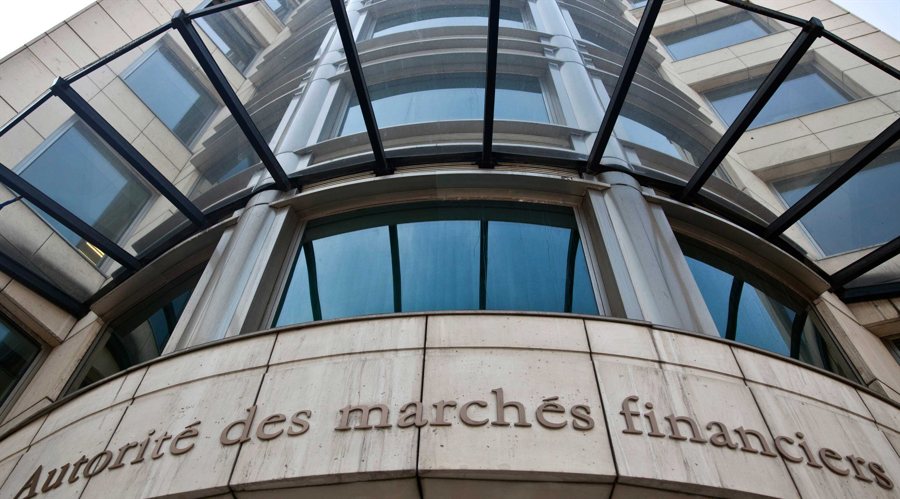  逆境中仍坚持强劲：联想（00992）的反脆弱模型解析